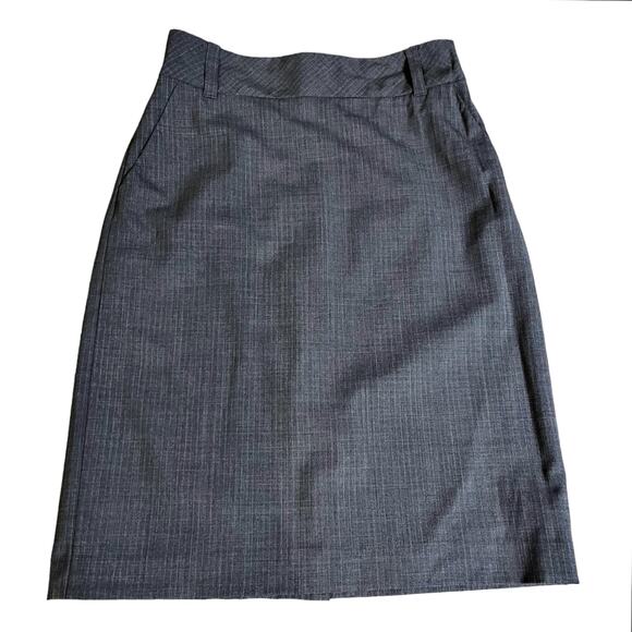 BANANA REPUBLIC Gray Pencil Straight Skirt Wool Knee Length Pinstripe Work 6 NWT - Picture 1 of 7